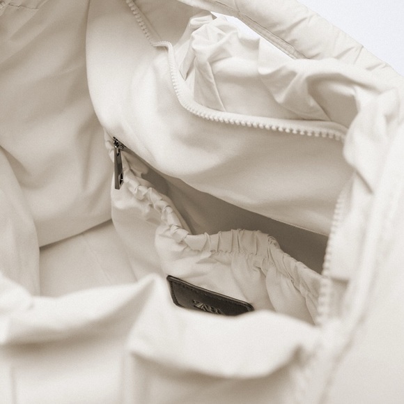 ZARA XL BNWT Ruffled Bucket Bag - Picture 5 of 6